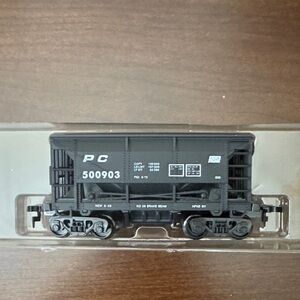 IHC PC Coal Hopper HO Scale Train Car (New)